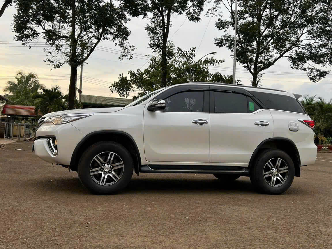 Cho Thuê Xe Limosine 7 Chỗ Hà Nội - Hạ Long | Dịch Vụ Cao Cấp – Giá Cạnh Tranh – Xe Đời Mới